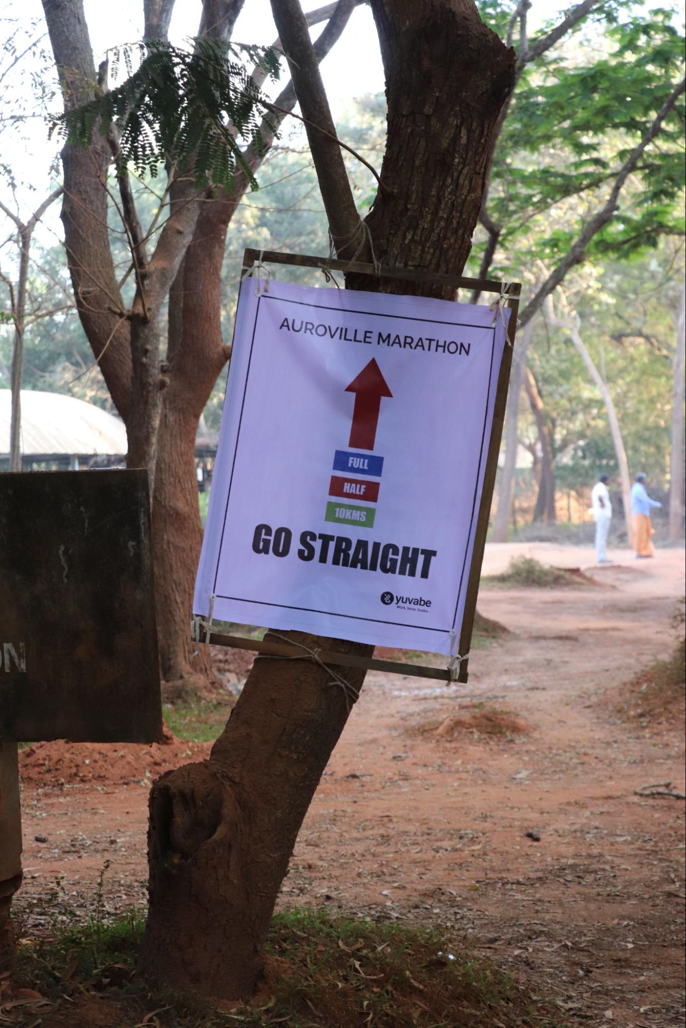 Go straight sign